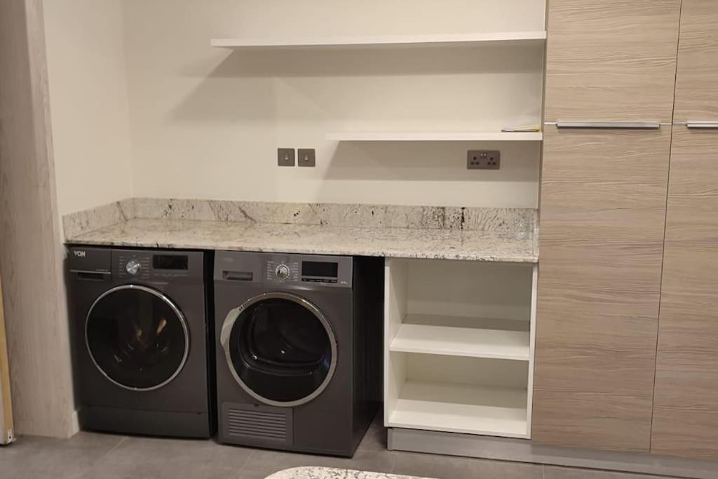 דירות Capital M By Bednbeyond Dehali Line, Westlands Nairobi, Kenya מראה חיצוני תמונה